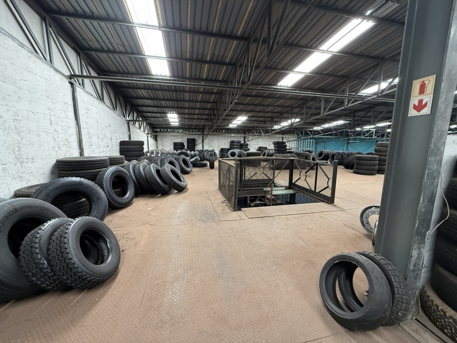 Commercial Property for Sale in Killarney Gardens Western Cape